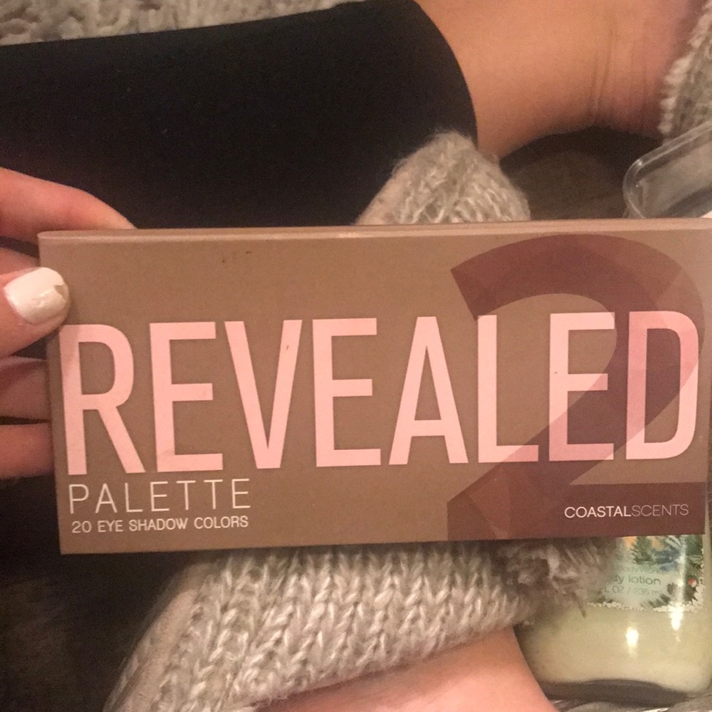 CoastalScents Revealed 2 Palette